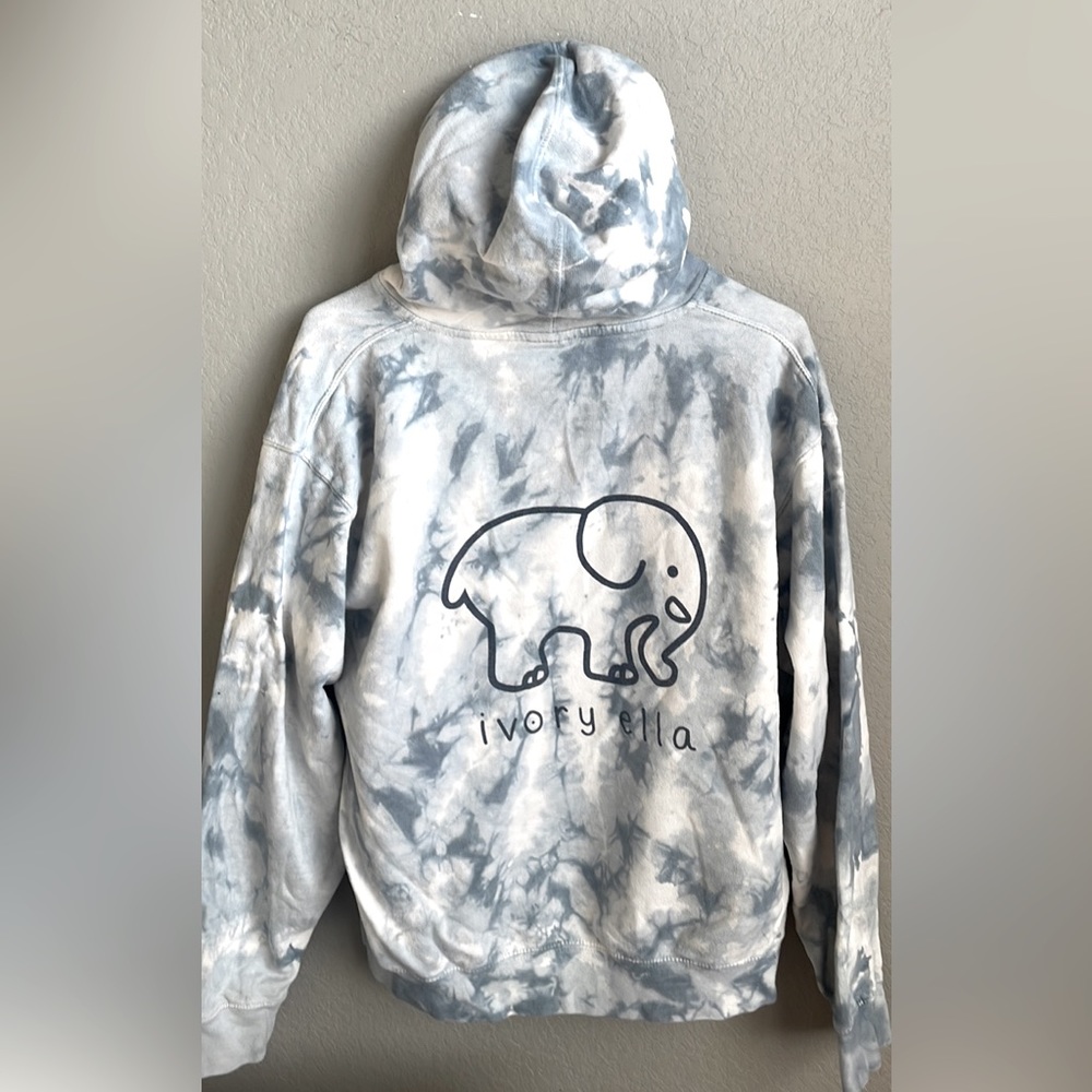 Ivory Ella sweatshirt